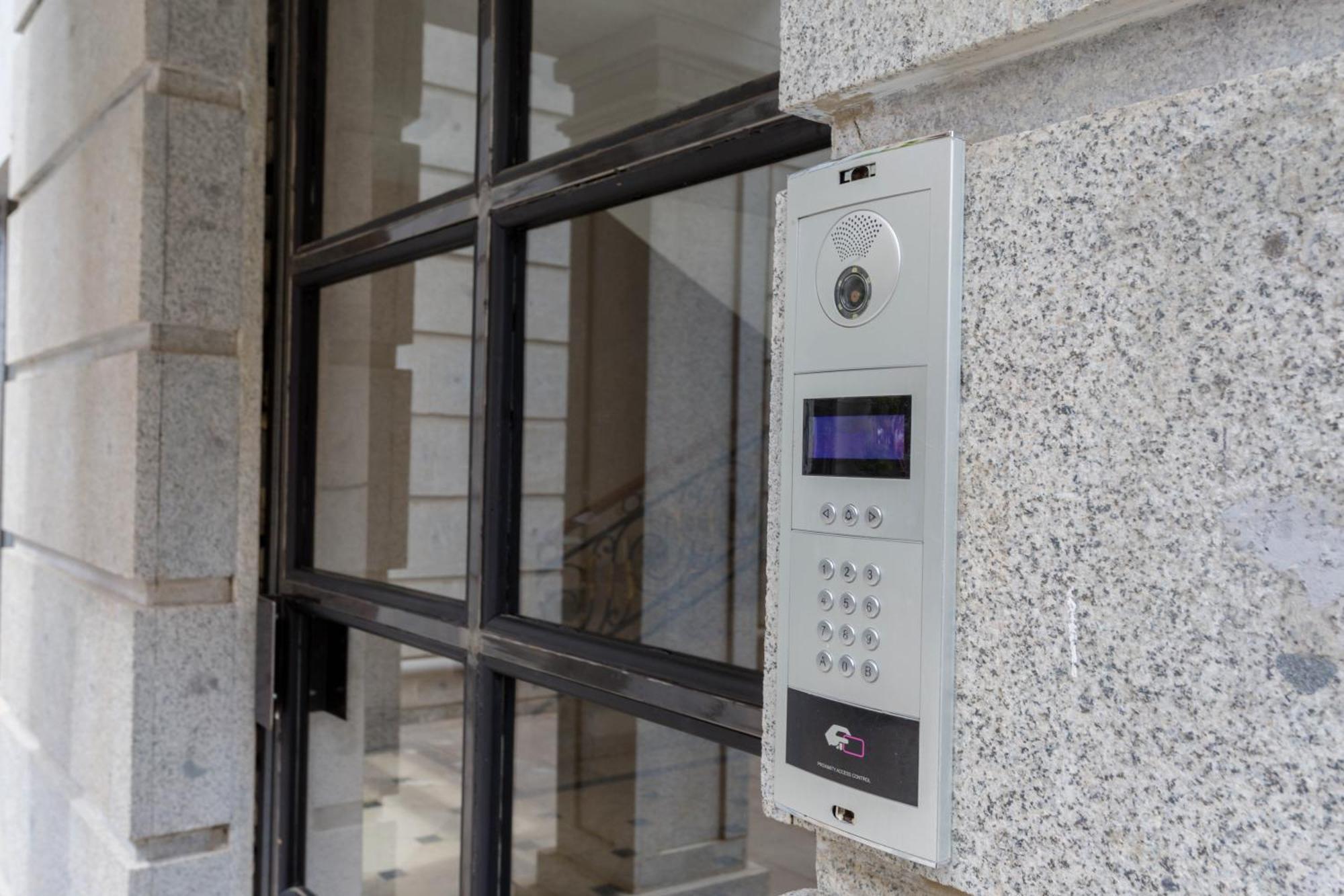 Luxury Apartement III Tbilisi Bagian luar foto